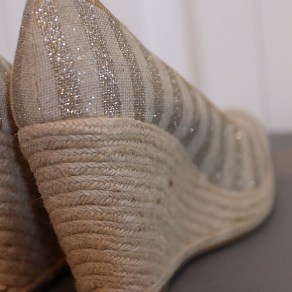 Nine West Sz 10 Espadrille Wedge Silver Metallic Stripe Gold Trim Textile Upper - Picture 12 of 16